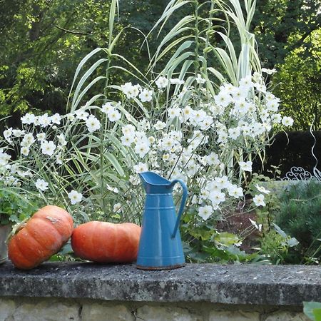 Bed and Breakfast Les 2 Madeleine Saint-Saturnin-du-Bois Экстерьер фото